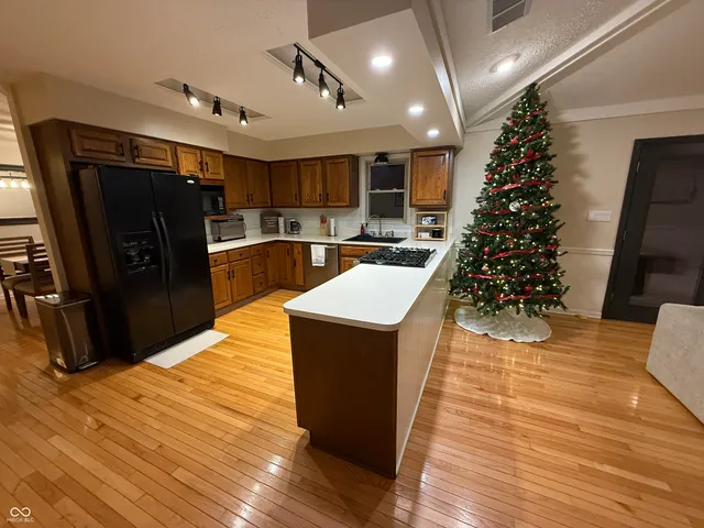 $394,900 | 1450 Sheffield Drive, Avon, IN 46123