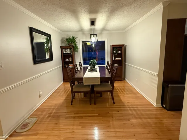 $394,900 | 1450 Sheffield Drive, Avon, IN 46123