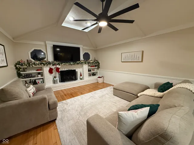 $394,900 | 1450 Sheffield Drive, Avon, IN 46123