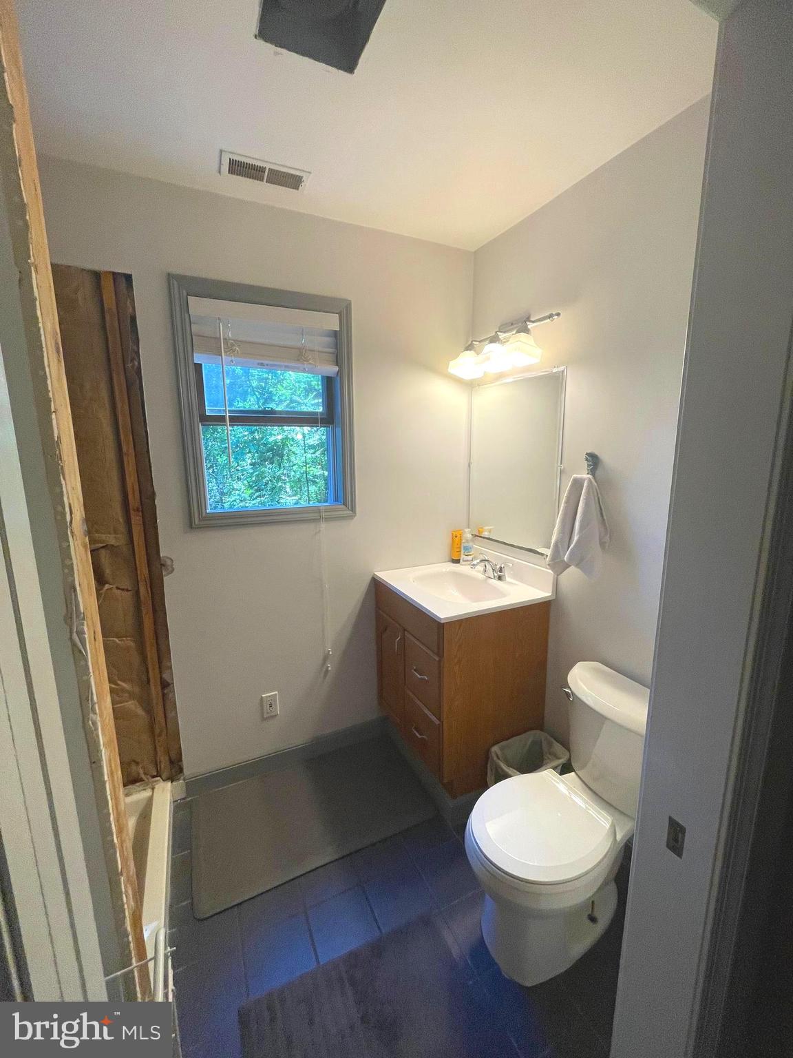 1453 Makefield Road Yardley, PA 19067 - Photo 31 of 46 Bedroom #4 Bath