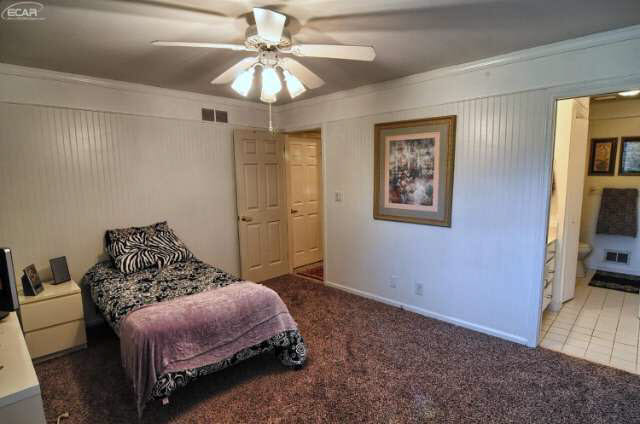 7321 Bennett Lake Road Fenton, MI 48430 - Photo 13 of 52 21208469-12.JPG
