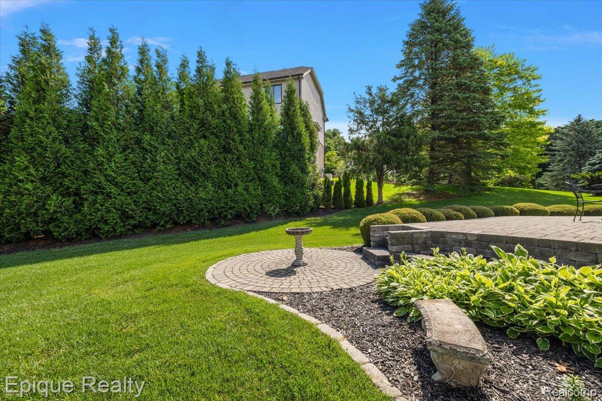 5675 Golf Pointe Drive Clarkston, MI 48348 - Photo 68 of 80 14-5675 Golf Pointe-14.jpg
