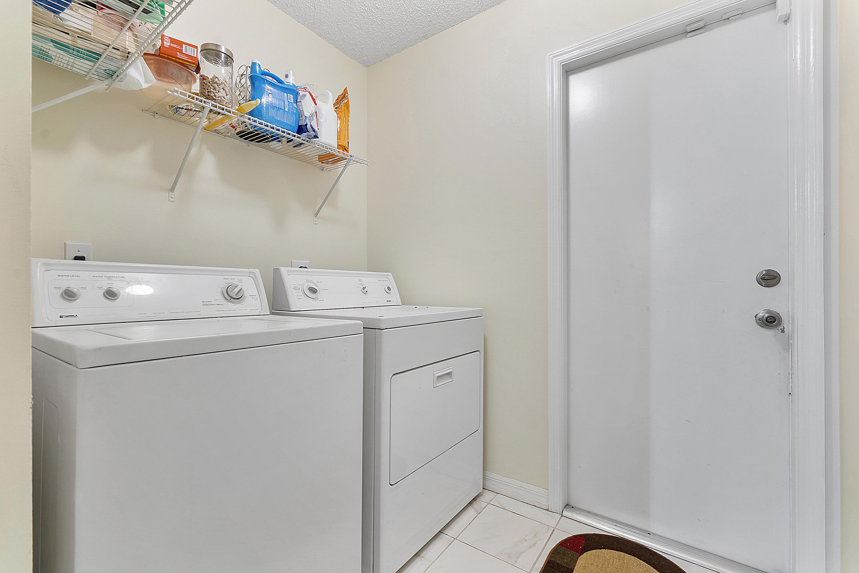2751 Southwest Pierson Road Port St. Lucie, FL 34953 - Photo 13 of 27 2751_SW_Pierson_Rd_016