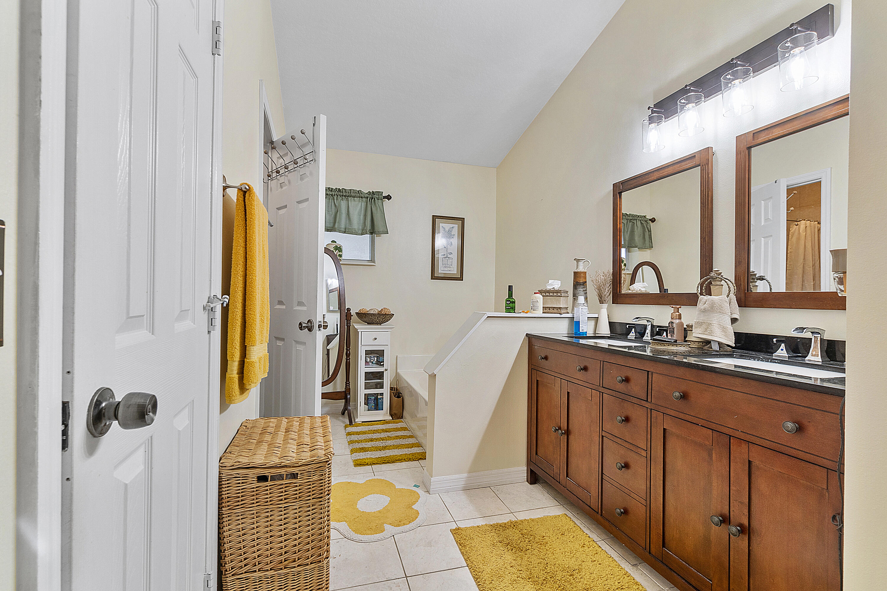 2751 Southwest Pierson Road Port St. Lucie, FL 34953 - Photo 17 of 27 2751_SW_Pierson_Rd_013