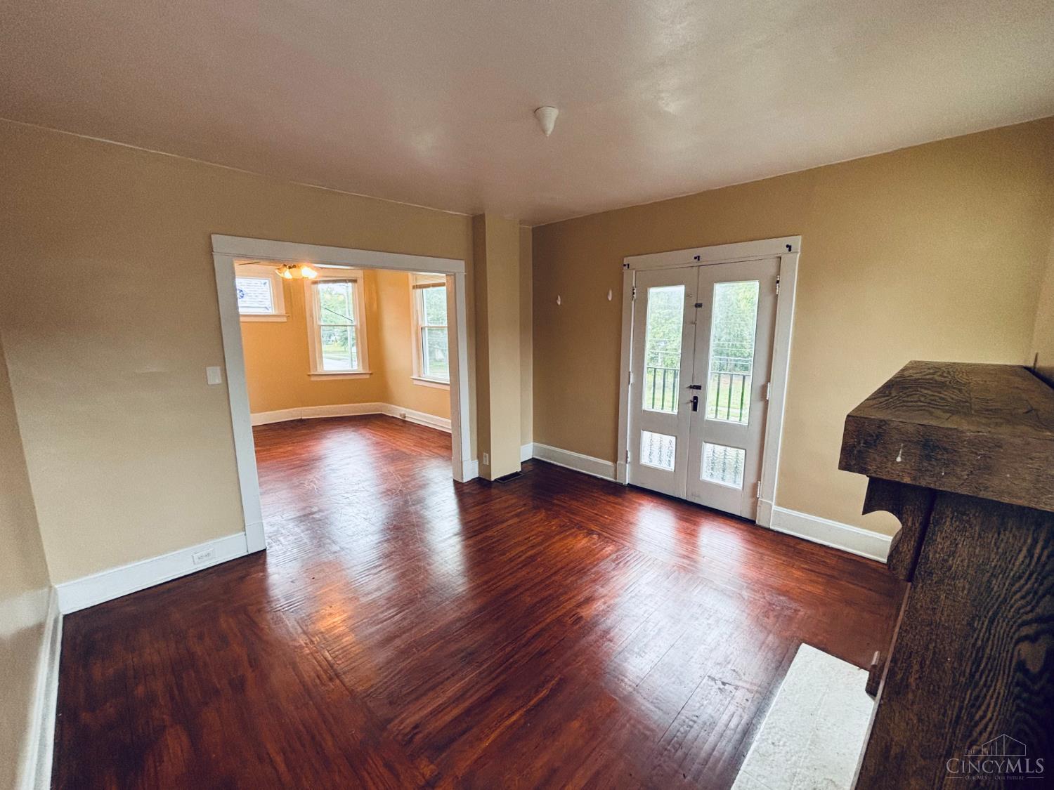1831 West North Bend Road Cincinnati, OH 45224 - Photo 4 of 55