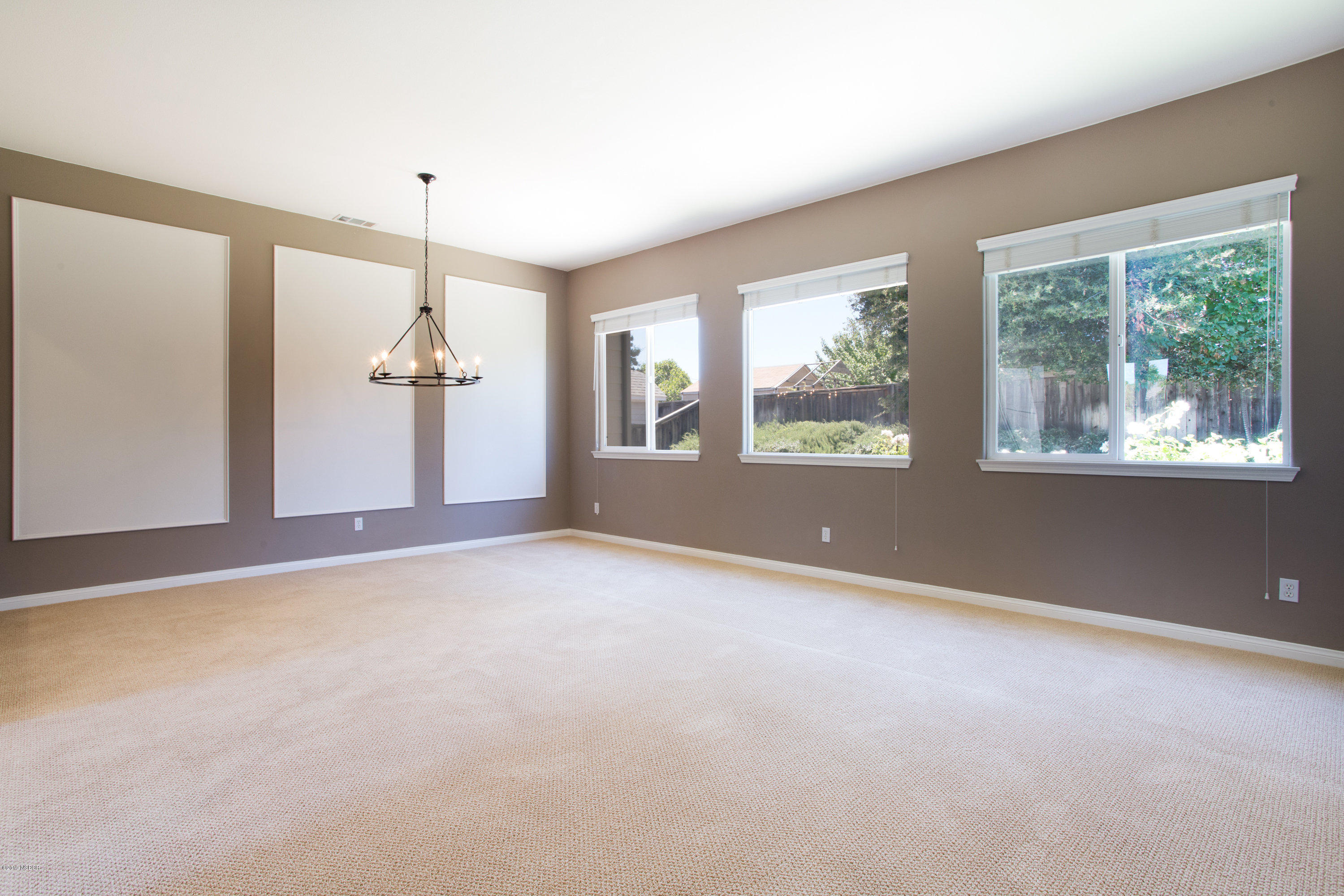 447 Quail Run Road Buellton, CA 93427 - Photo 5 of 33 Formal Living Room