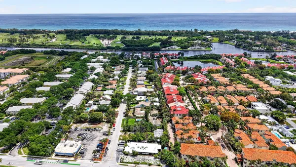 $899,900 | 600 Allen Avenue, Delray Beach, FL 33483