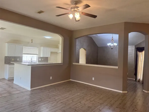 $2,100 | 12918 Stratford Mill Lane, Sugar Land, TX 77498