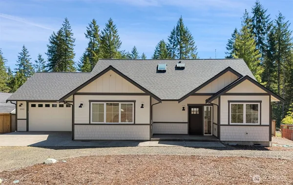 $539,000 | 200 East Susan Lane, Union, WA 98592