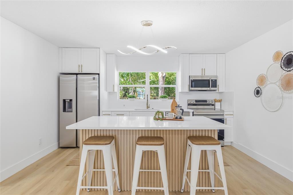 3917 West Pine Street Tampa, FL 33607 - Photo 11 of 40