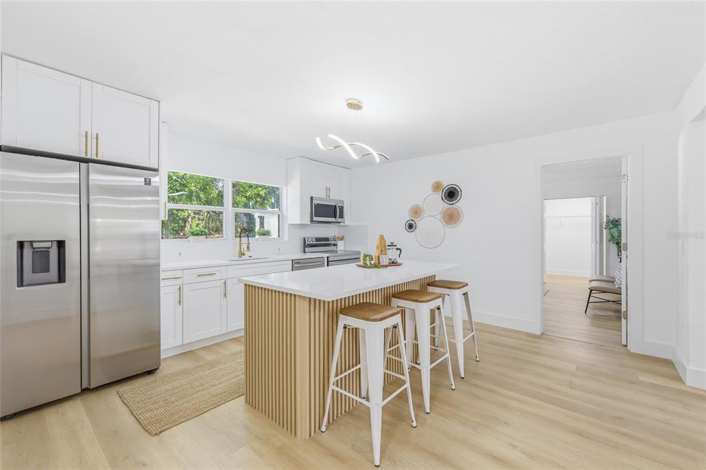 3917 West Pine Street Tampa, FL 33607 - Photo 12 of 40