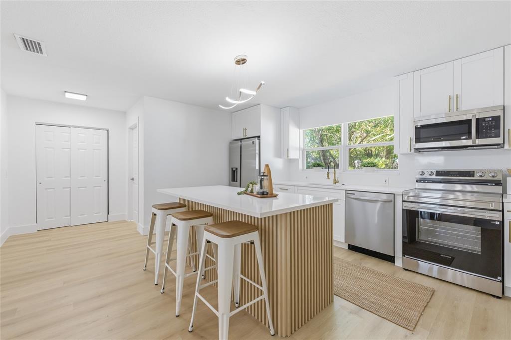 3917 West Pine Street Tampa, FL 33607 - Photo 17 of 40