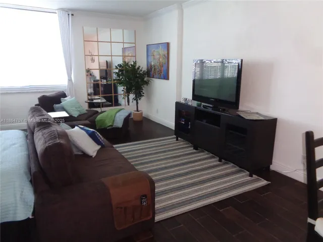 $2,250 | 2501 South Ocean Drive, Unit 1427, Hollywood, FL 33019