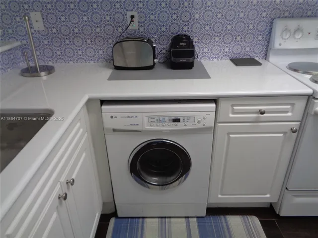 $2,250 | 2501 South Ocean Drive, Unit 1427, Hollywood, FL 33019