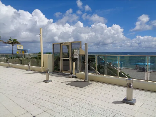 $2,250 | 2501 South Ocean Drive, Unit 1427, Hollywood, FL 33019