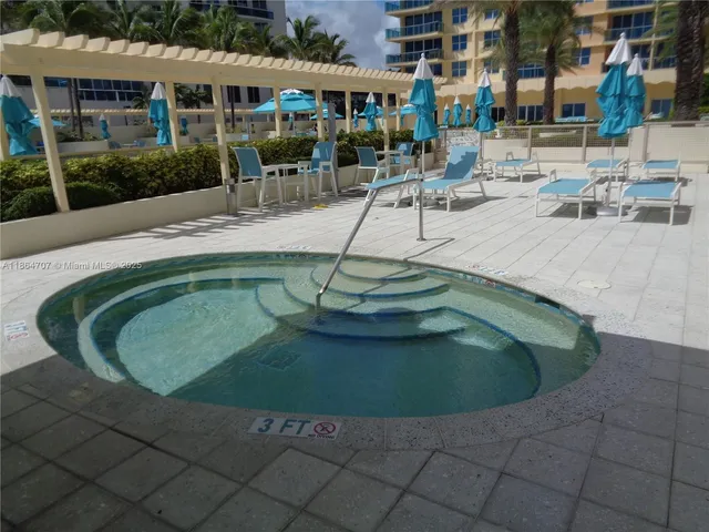 $2,250 | 2501 South Ocean Drive, Unit 1427, Hollywood, FL 33019