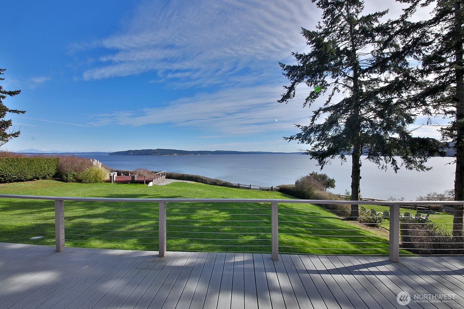 2693 North Bluff Road Greenbank, WA 98253 - Photo 4 of 40 Gallery Image 4