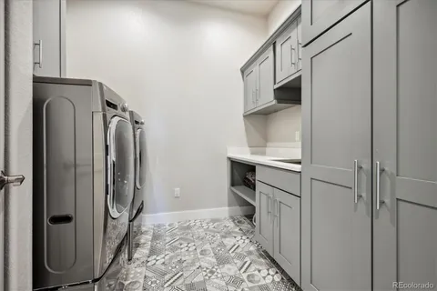 a view of a livingroom with shelves