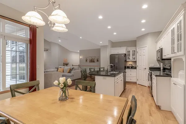 $435,000 | 2142 Arlington Lane, North Mankato, MN 56003