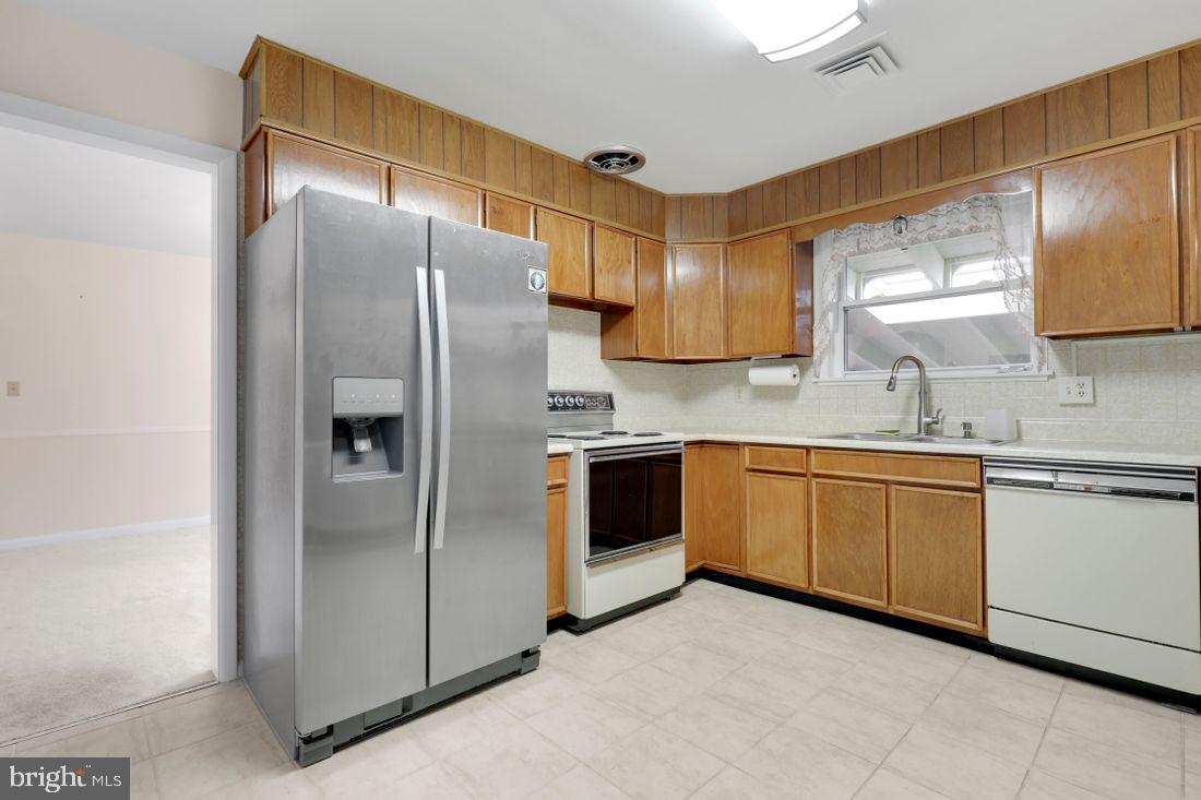 8418 High Ridge Road Ellicott City, MD 21043 - Photo 15 of 53 Gallery Image 15