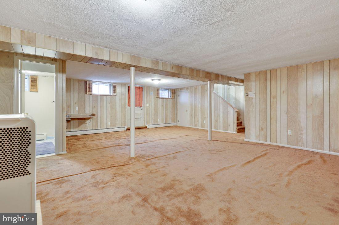8418 High Ridge Road Ellicott City, MD 21043 - Photo 35 of 53 Gallery Image 35