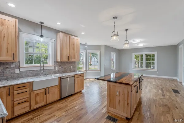 $549,000 | 8914 Jackson Street, Brutus, NY 13166