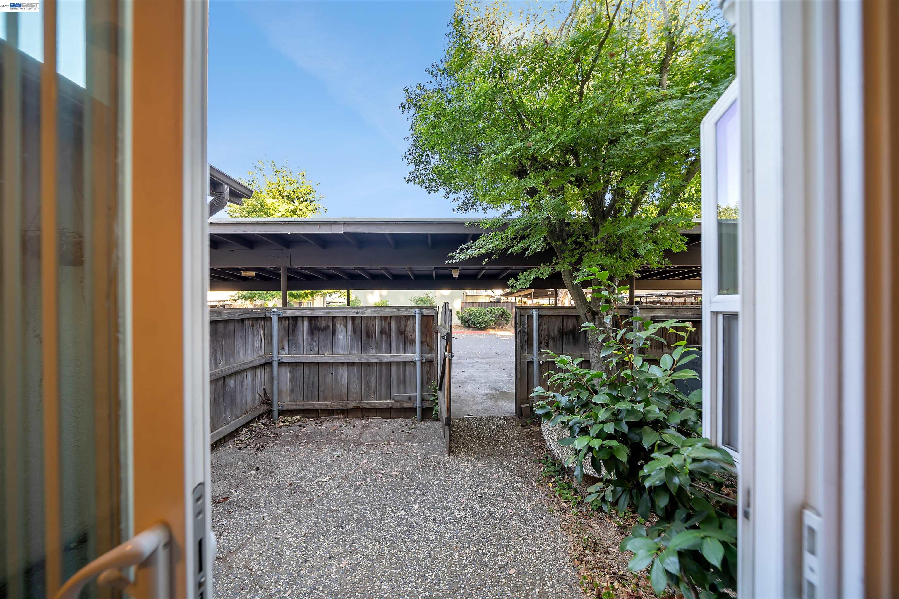8848 La Riviera Drive, Unit B Sacramento, CA 95826 - Photo 24 of 27