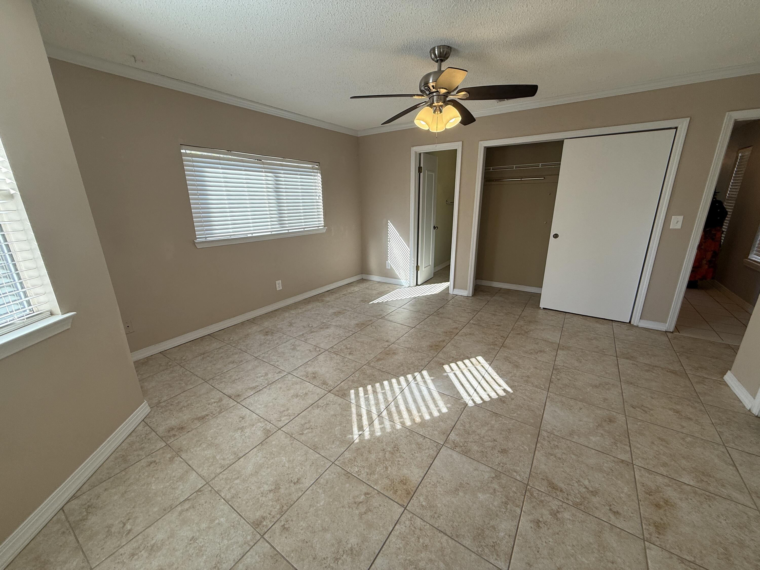 111 Post Oak Place Shalimar, FL 32579 - Photo 12 of 22 IMG_4581