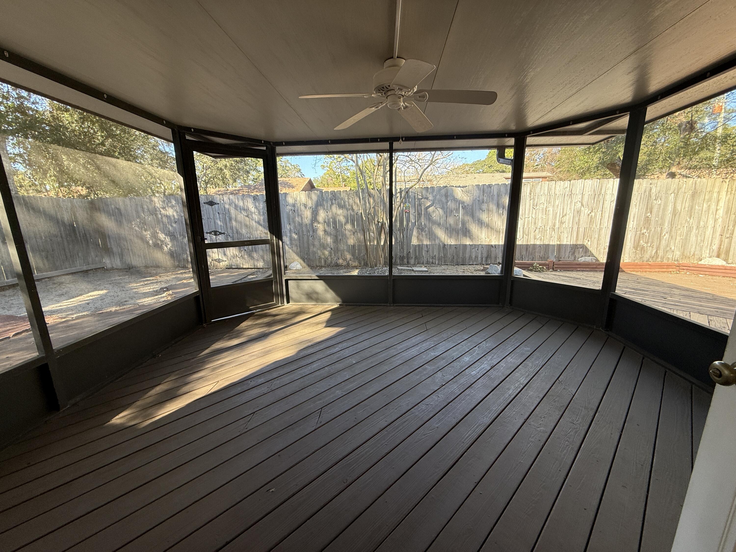 111 Post Oak Place Shalimar, FL 32579 - Photo 18 of 22 IMG_4593