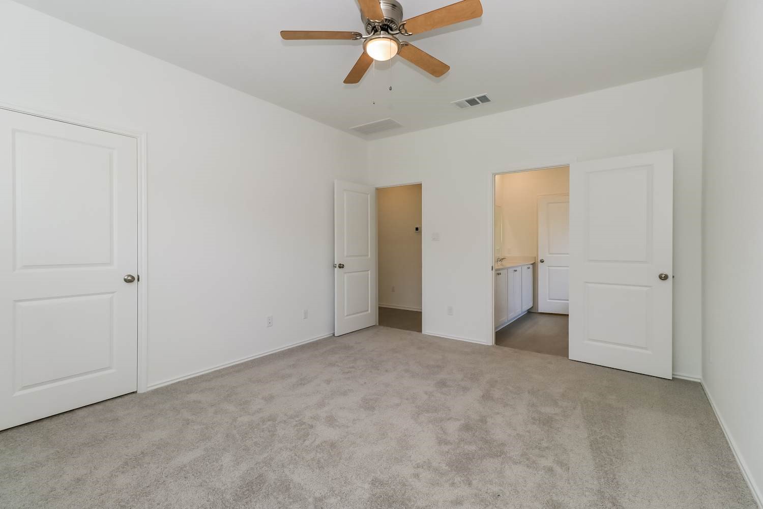 1624 Boggy Crk Rnch Road Georgetown, TX 78628 - Photo 10 of 16