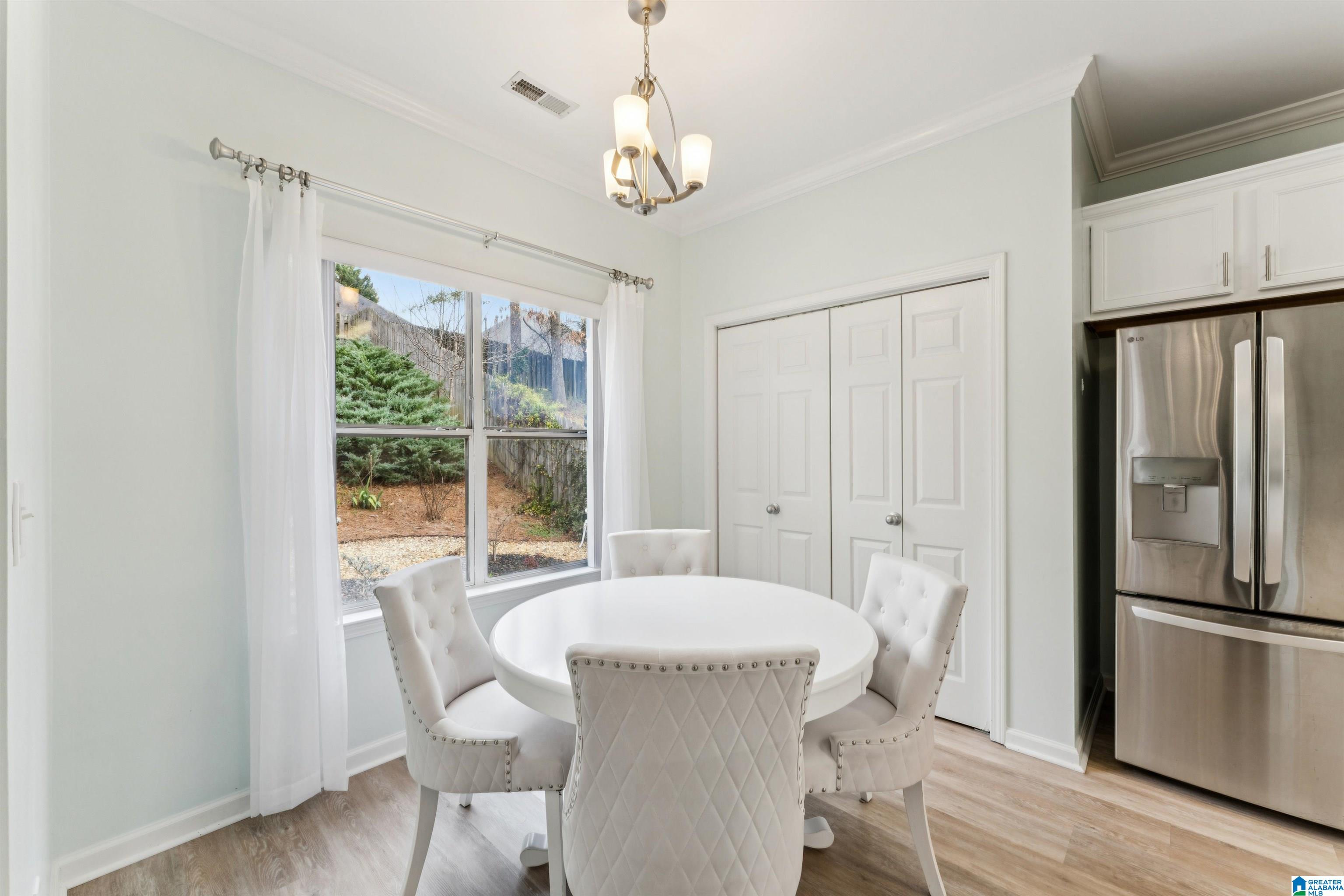2104 Tudor Lane Moody, AL 35004 - Photo 4 of 19