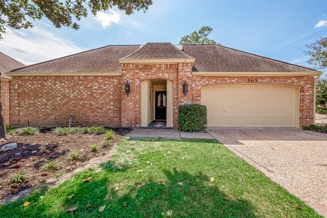 $2,200 | 365 Champions Colony III, Houston, TX 77069