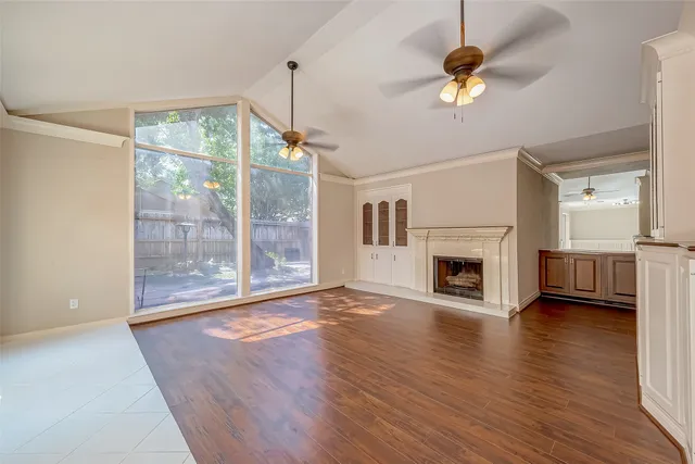 $2,200 | 365 Champions Colony III, Houston, TX 77069