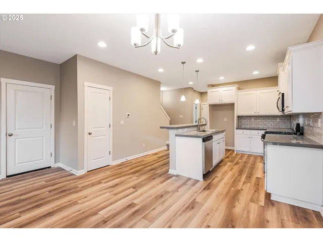 $534,900 | 816 Corinne Drive, Newberg, OR 97132