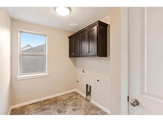 $534,900 | 816 Corinne Drive, Newberg, OR 97132