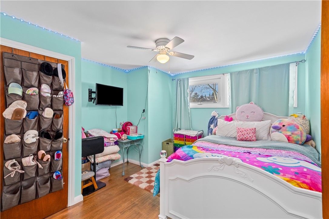 28 Hoyt Street Warwick, RI 02886 - Photo 11 of 32
