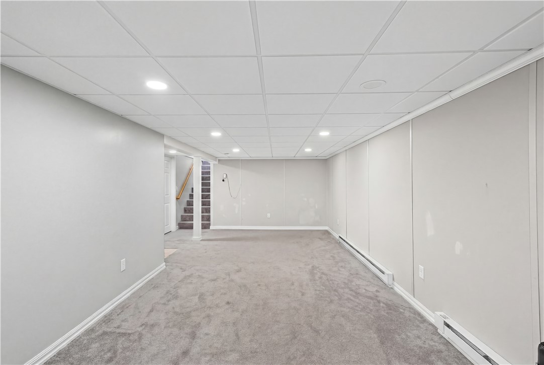 28 Hoyt Street Warwick, RI 02886 - Photo 18 of 32
