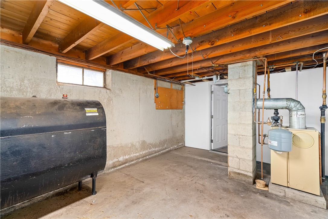 28 Hoyt Street Warwick, RI 02886 - Photo 19 of 32