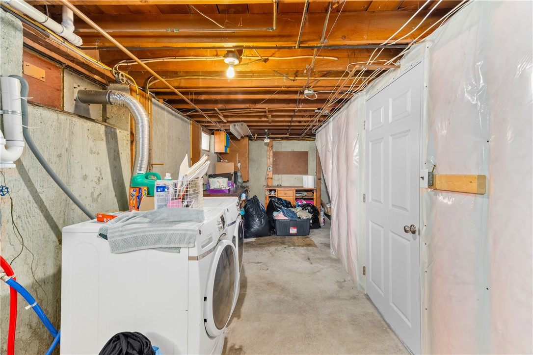 28 Hoyt Street Warwick, RI 02886 - Photo 20 of 32