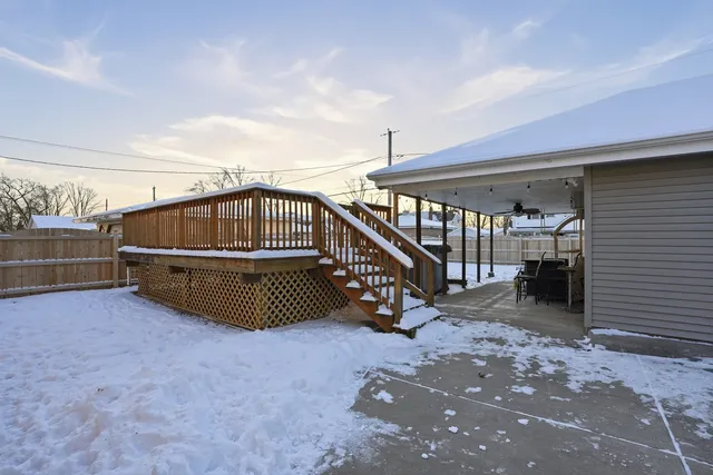 a view of swimming pool with porch