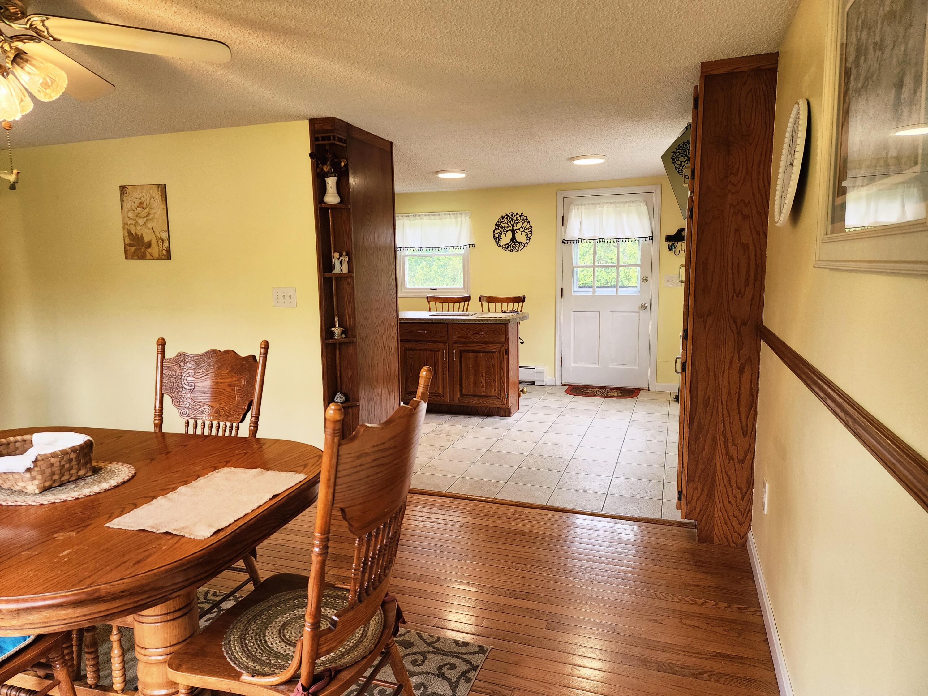 136 Hallowell Road Augusta, ME 04330 - Photo 7 of 57 Dining 2