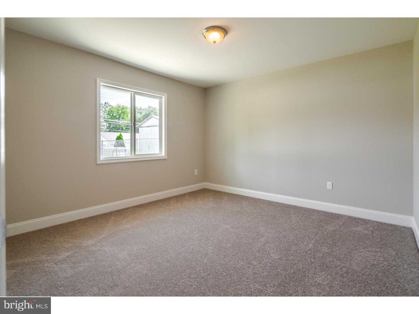 28 Beechtree Road Levittown, PA 19057 - Photo 8 of 11 Bedroom