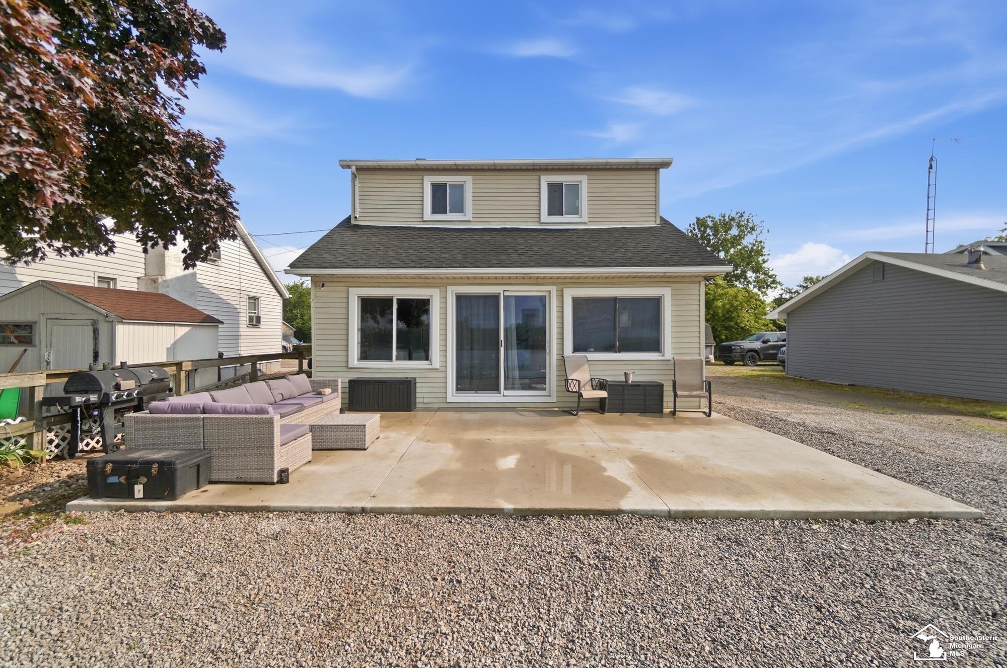 6190 Blanchett Road Newport, MI 48166 - Photo 2 of 53