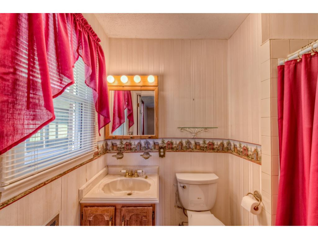 316 Spring Valley Road Bristol, VA 24201 - Photo 14 of 28 Photo 14