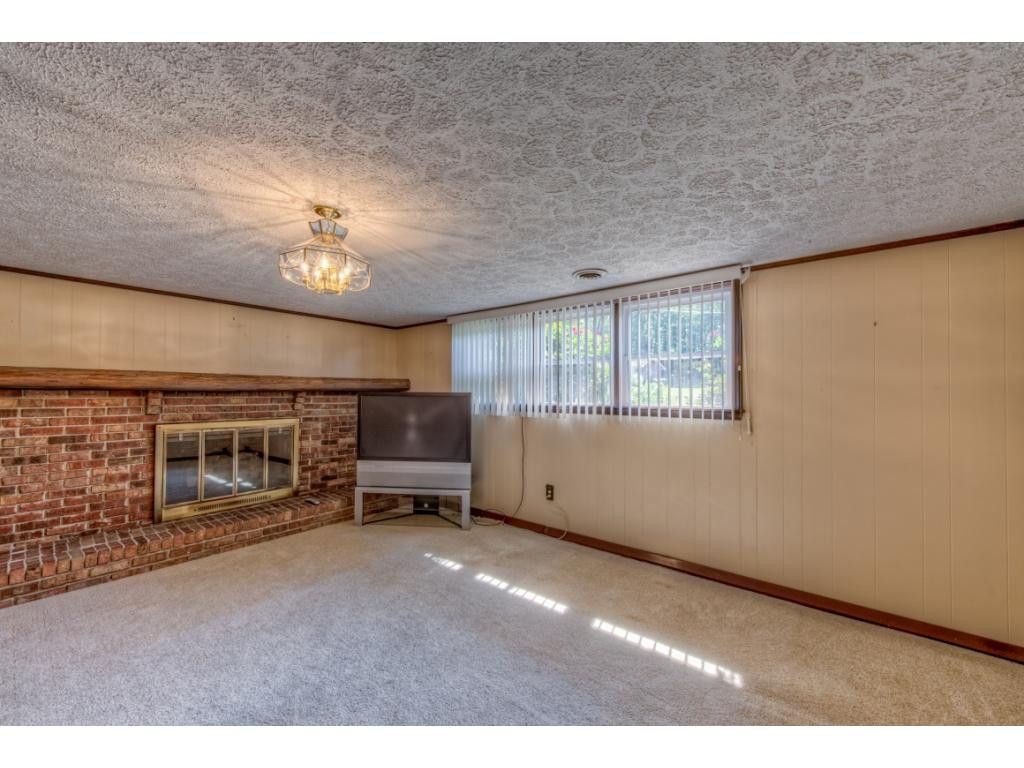316 Spring Valley Road Bristol, VA 24201 - Photo 19 of 28 Photo 20