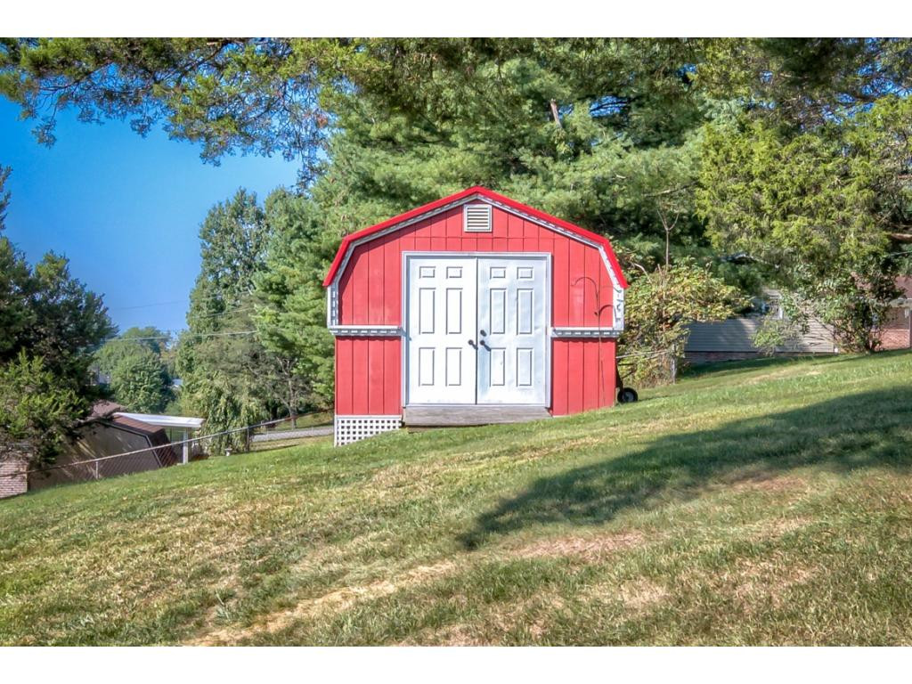 316 Spring Valley Road Bristol, VA 24201 - Photo 26 of 28 Photo 27