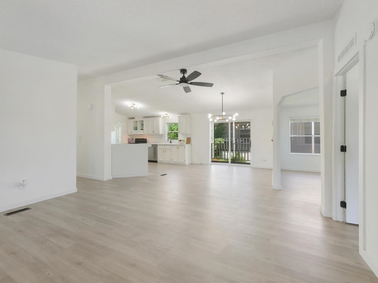 435 32 Road, Unit 461 Clifton, CO 81520 - Photo 4 of 33