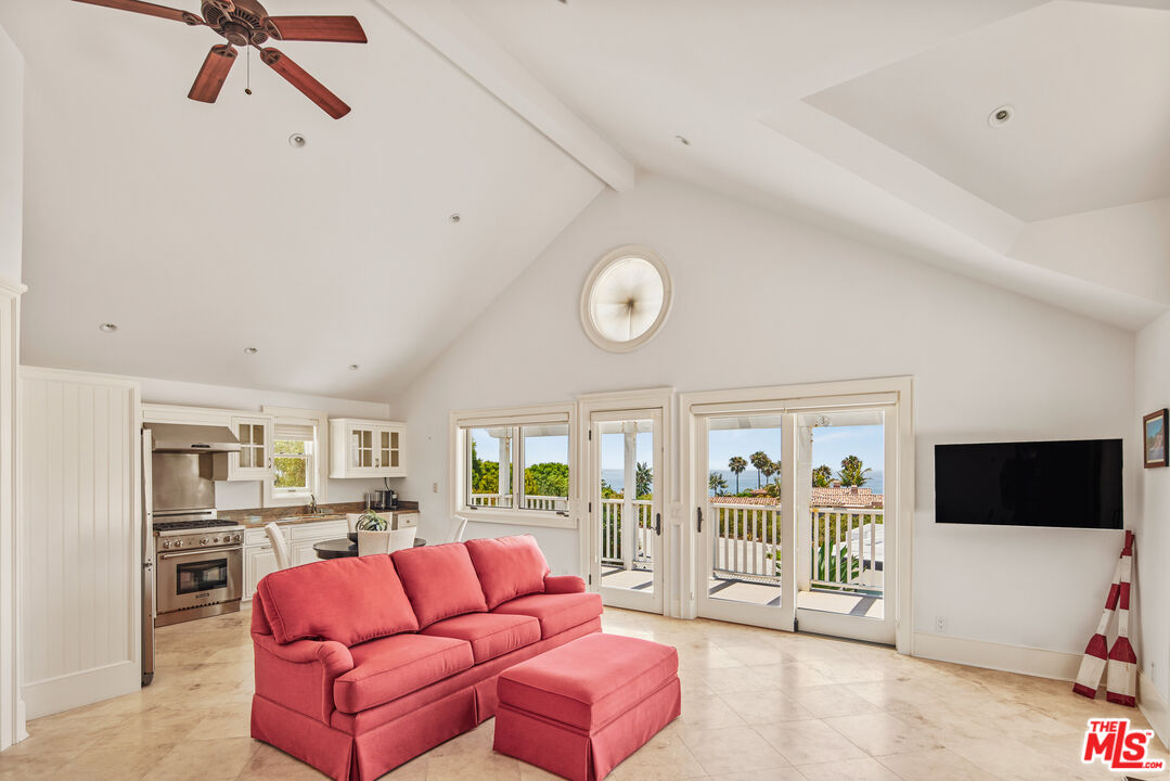 6277 Sea Star Drive Malibu, CA 90265 - Photo 41 of 48 Gallery Image 41