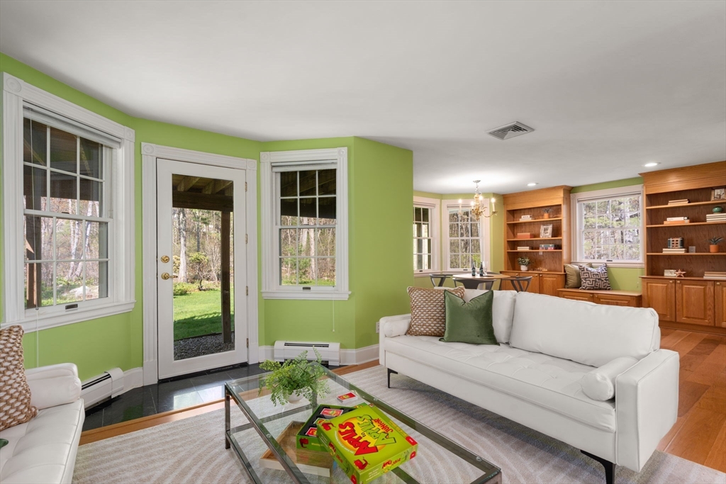 13 Cot Hill Road Bedford, MA 01730 - Photo 11 of 41