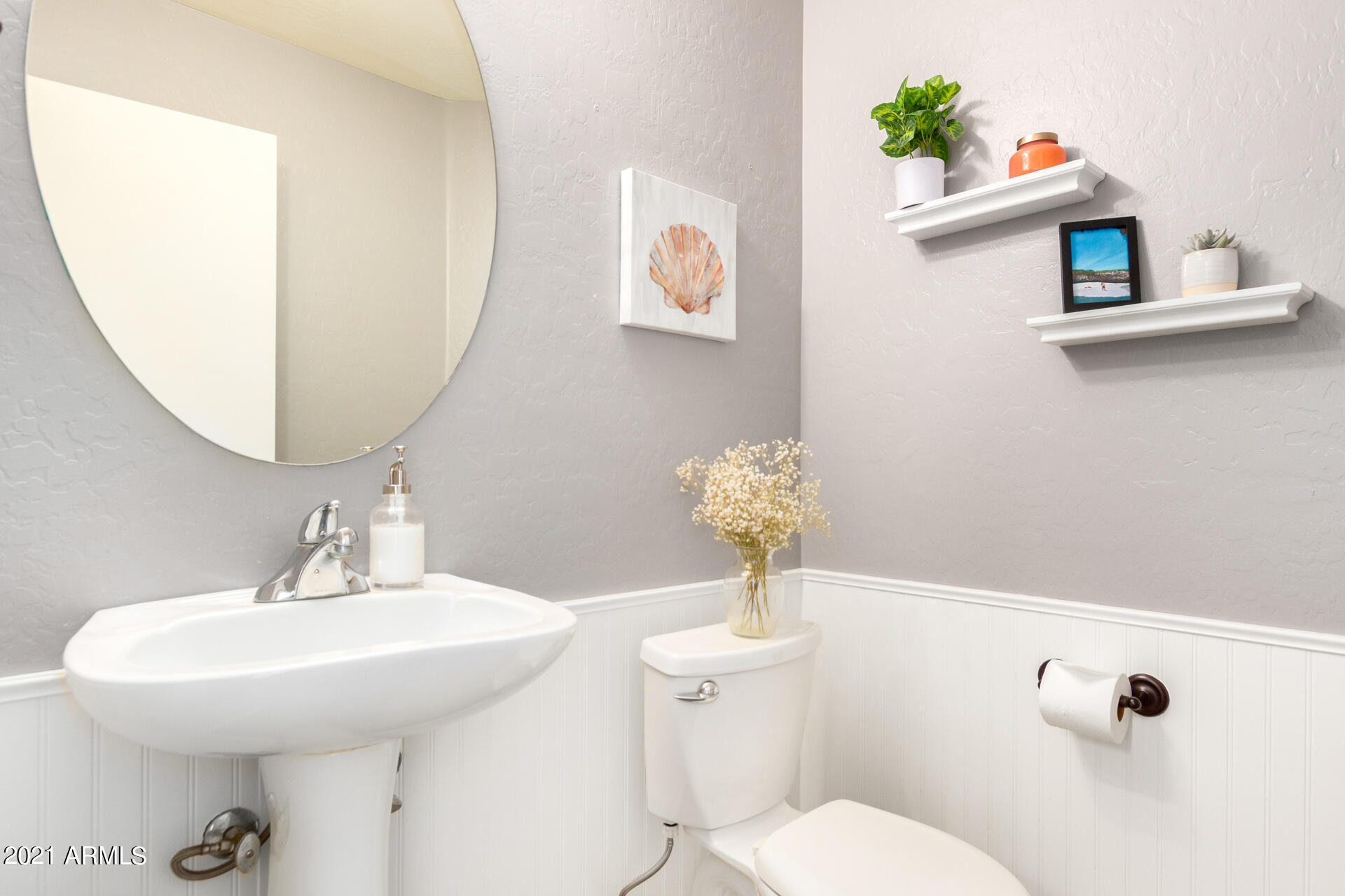 10537 West Almeria Road Avondale, AZ 85392 - Photo 13 of 34 0015-15-Almeria
